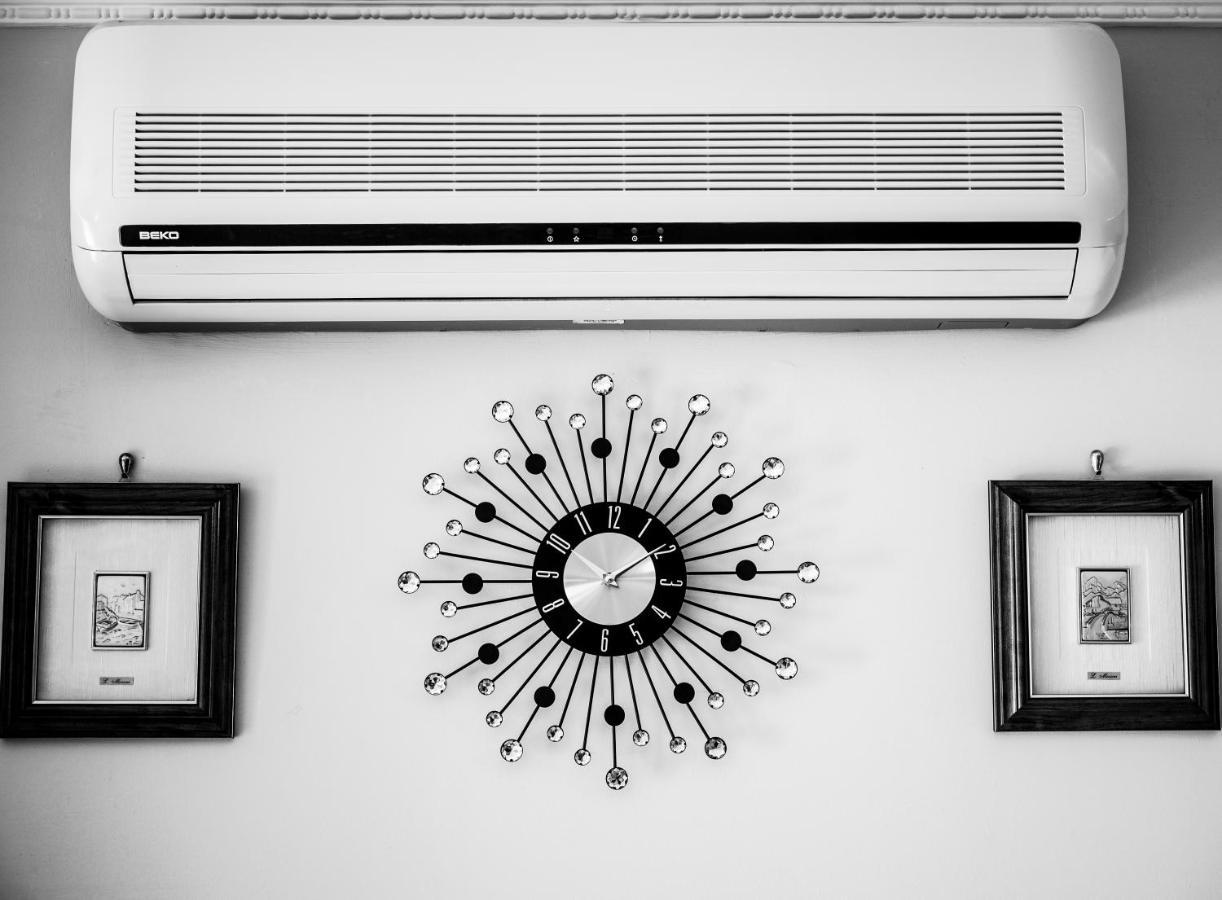 Daffodil Apartment セント・ポールズ・ベイ エクステリア 写真